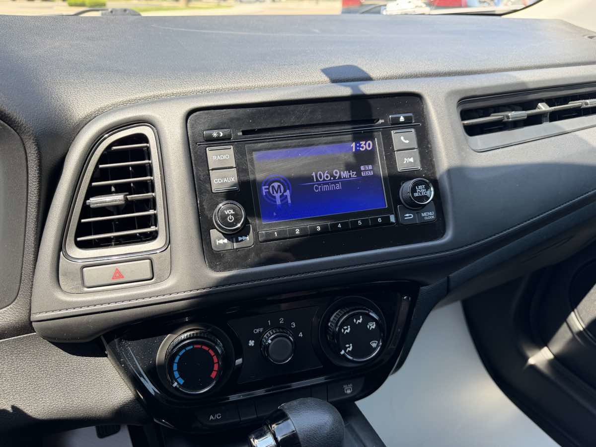 Used 2016 Honda HR-V LX image 20