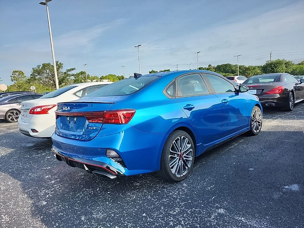 Used 2022 Kia Forte GT w/ GT2 Package FWD image 4