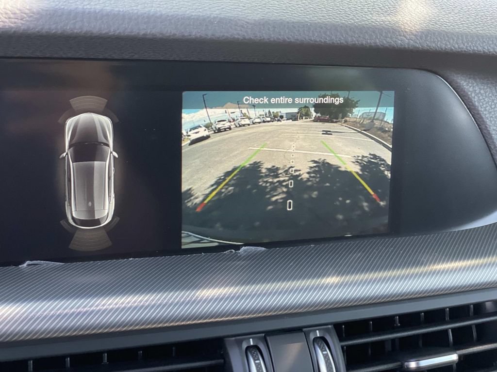 Used 2025 Alfa Romeo Stelvio Sprint AWD/4WD image 15