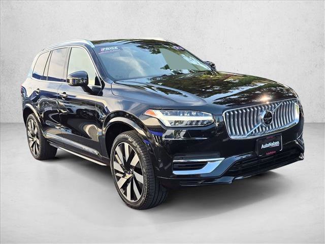Used 2023 Volvo XC90 T8 Ultimate w/ Lounge Package AWD/4WD image 3