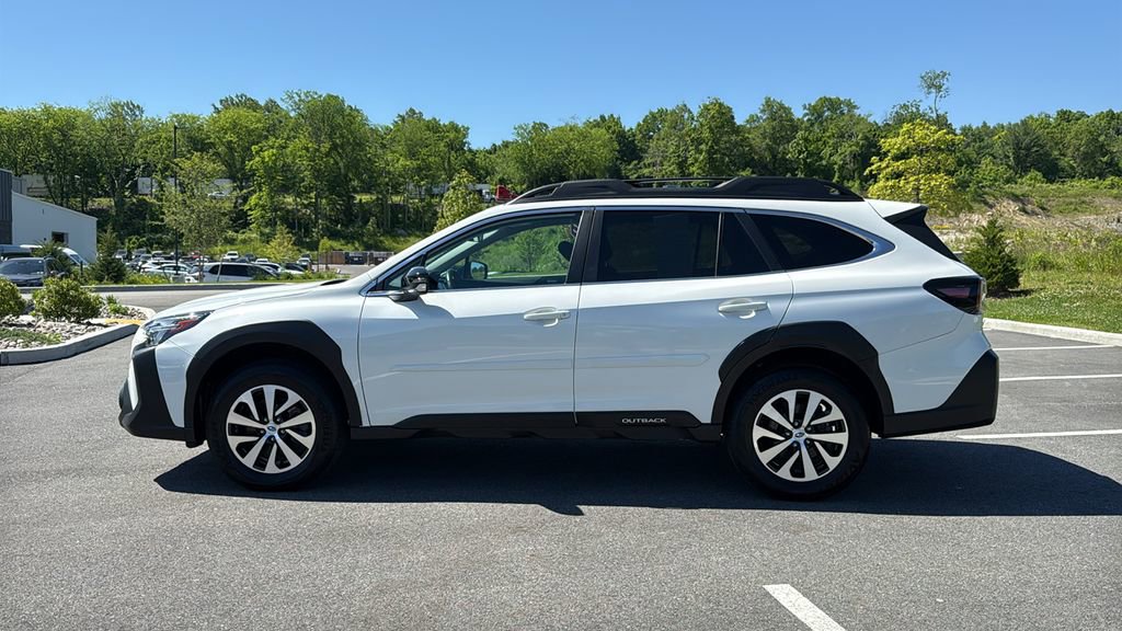 Used 2024 Subaru Outback Premium AWD/4WD image 4