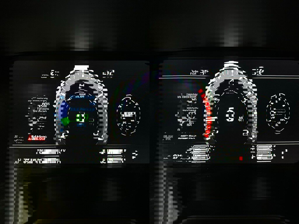 Used 2025 Toyota Tundra Platinum image 24