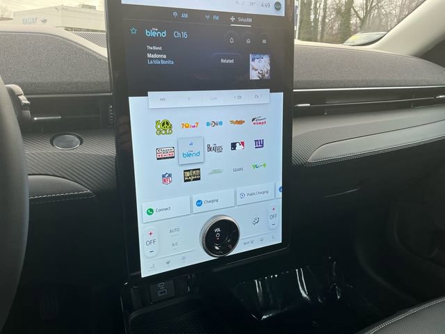 Certified 2024 Ford Mustang Mach-E Premium image 21