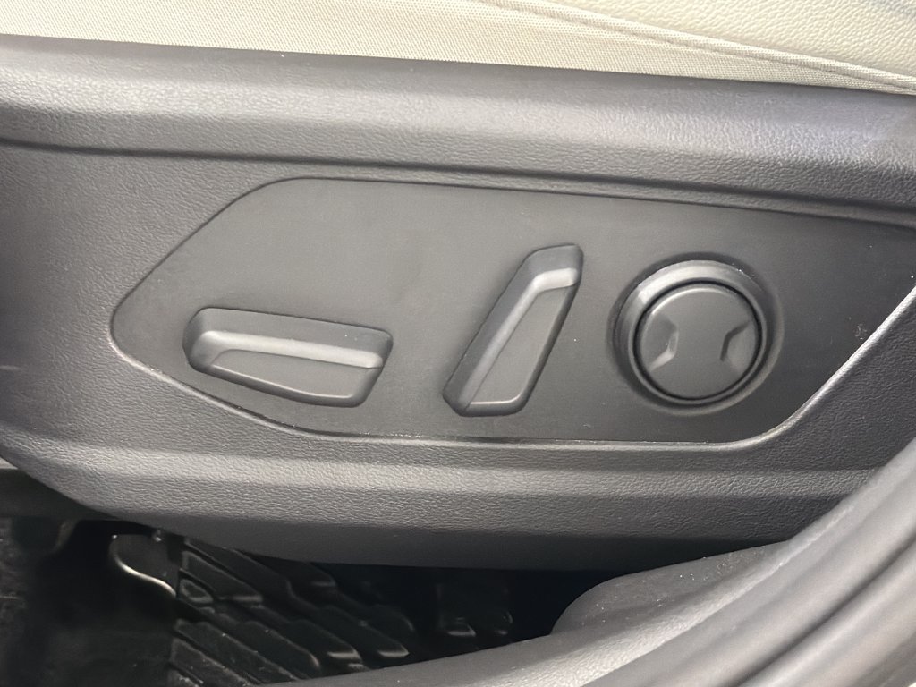 Used 2022 Hyundai Tucson Limited AWD/4WD image 34