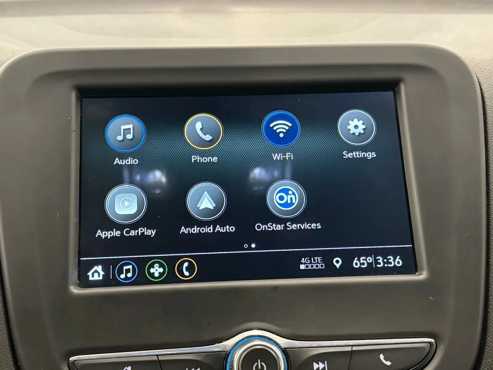 Used 2019 Chevrolet Equinox LT FWD image 23