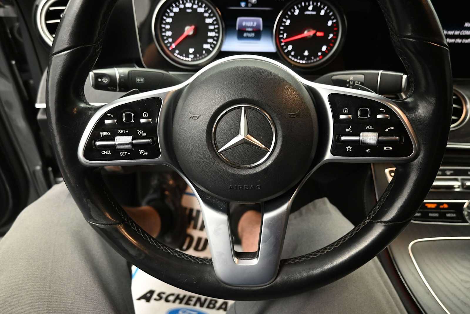 Used 2019 Mercedes-Benz E 300 4MATIC image 34