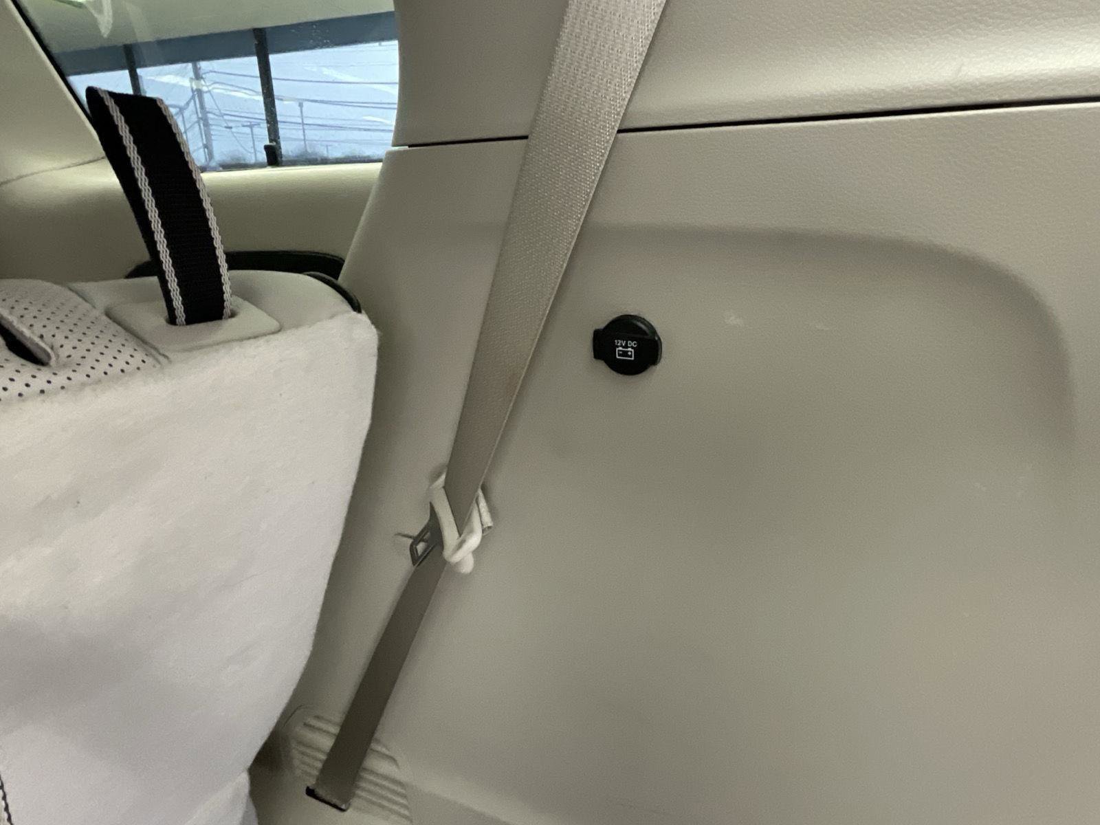 Used 2018 Chrysler Pacifica Limited w/ Advanced Safetytec Group image 21