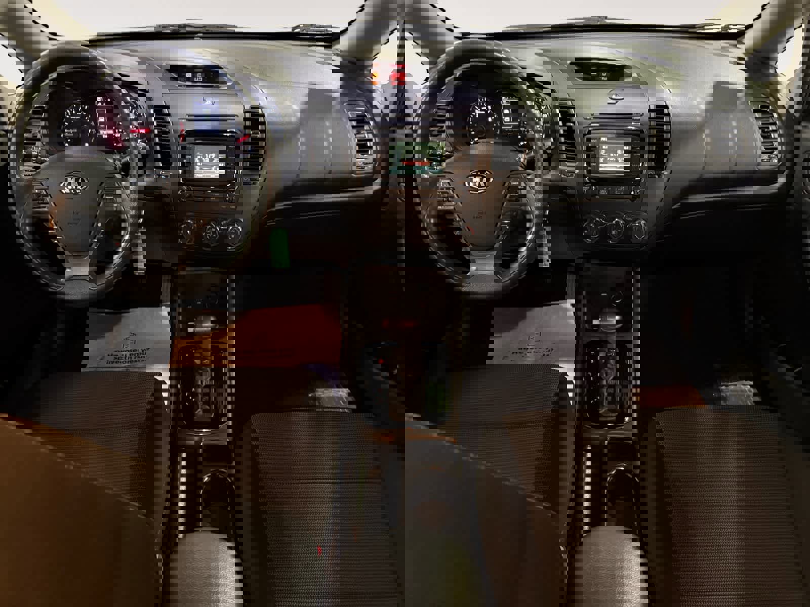 Used 2018 Kia Forte LX w/ LX Rear Camera Package image 14