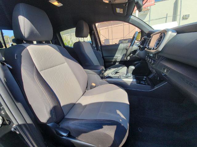 Used 2022 Toyota Tacoma TRD Sport w/ Technology Package AWD/4WD image 26