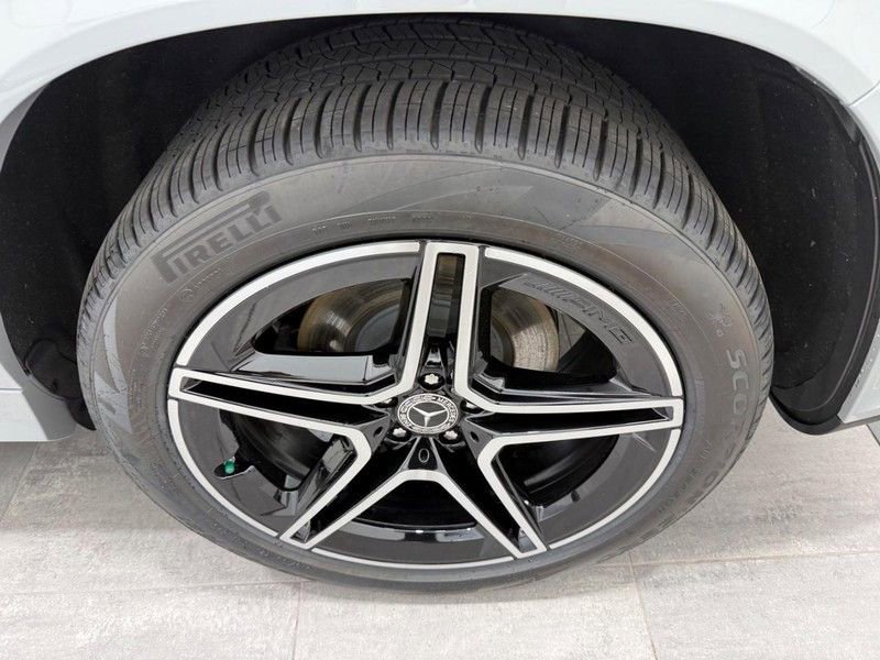 Certified 2025 Mercedes-Benz GLS 450 4MATIC image 5