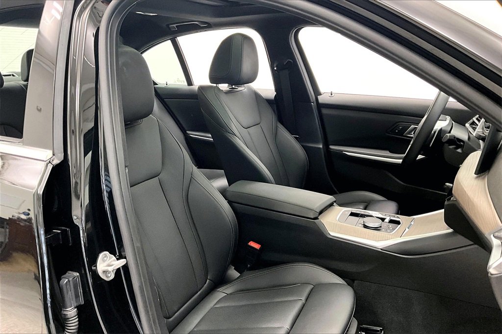 Used 2025 BMW 330i xDrive 330i xDrive image 7