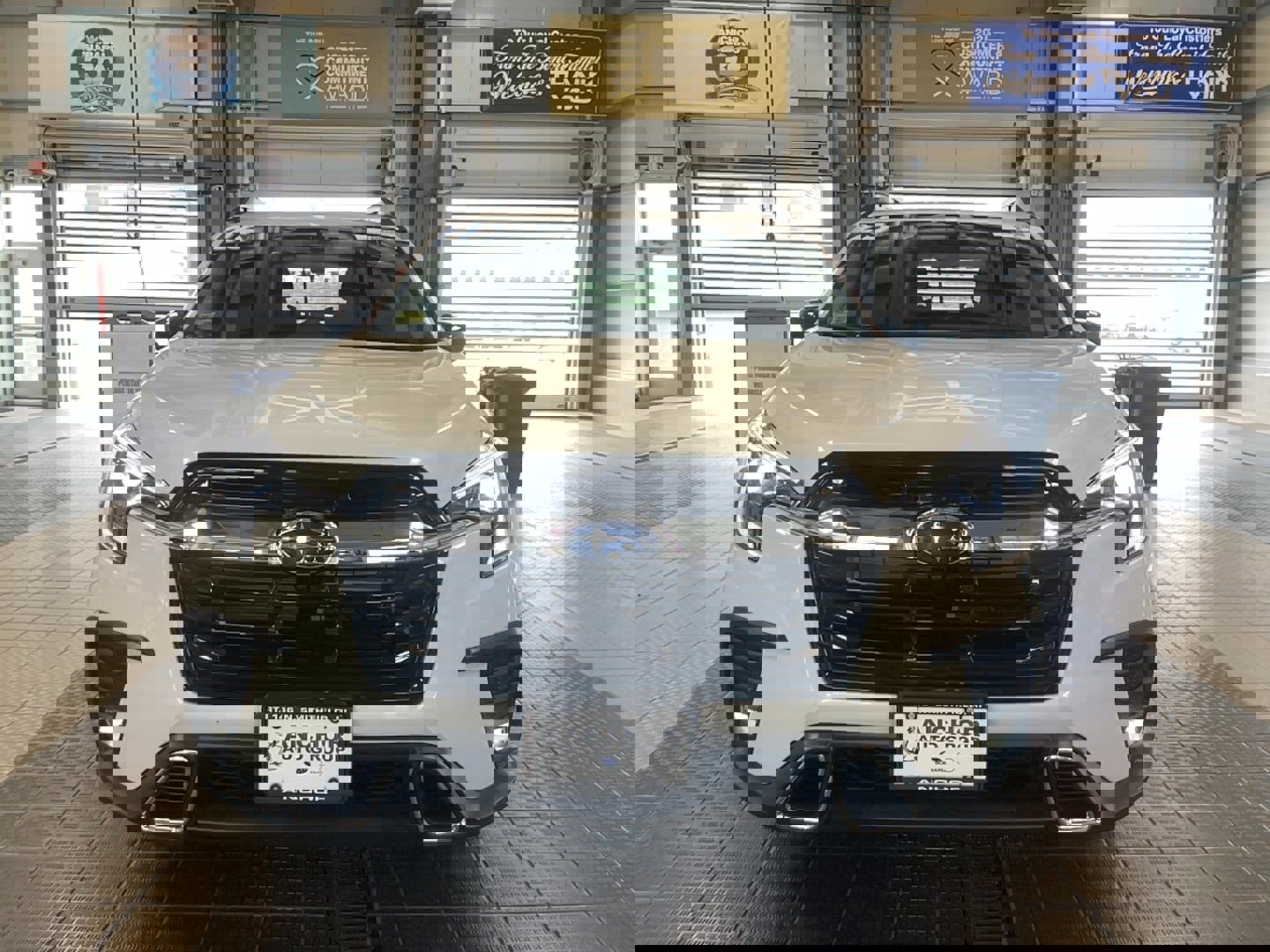 Used 2025 Subaru Ascent Touring image 2