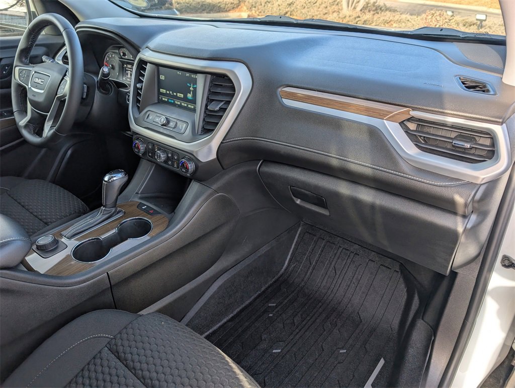 Used 2019 GMC Acadia SLE image 24
