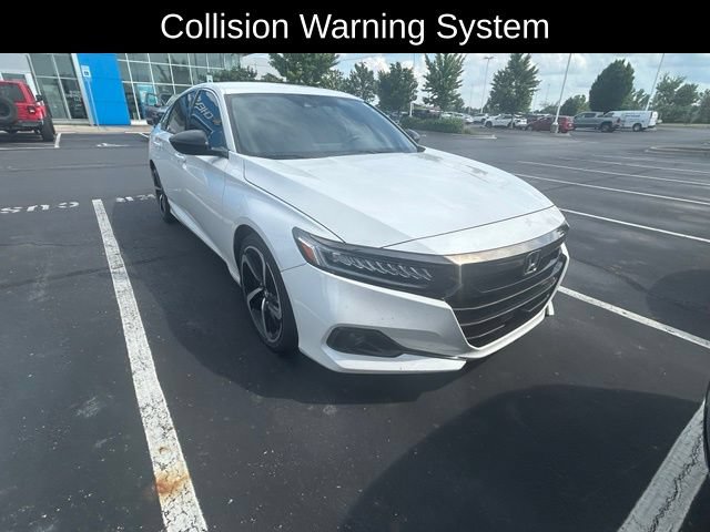 Used 2021 Honda Accord Sport image 2