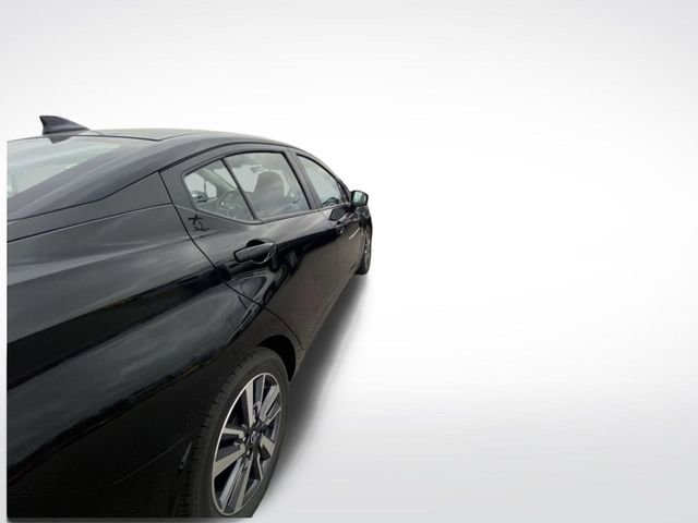 Used 2023 Nissan Versa SV image 10