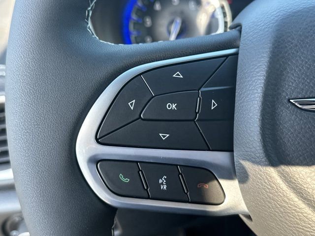 New 2026 Chrysler Pacifica Select image 21