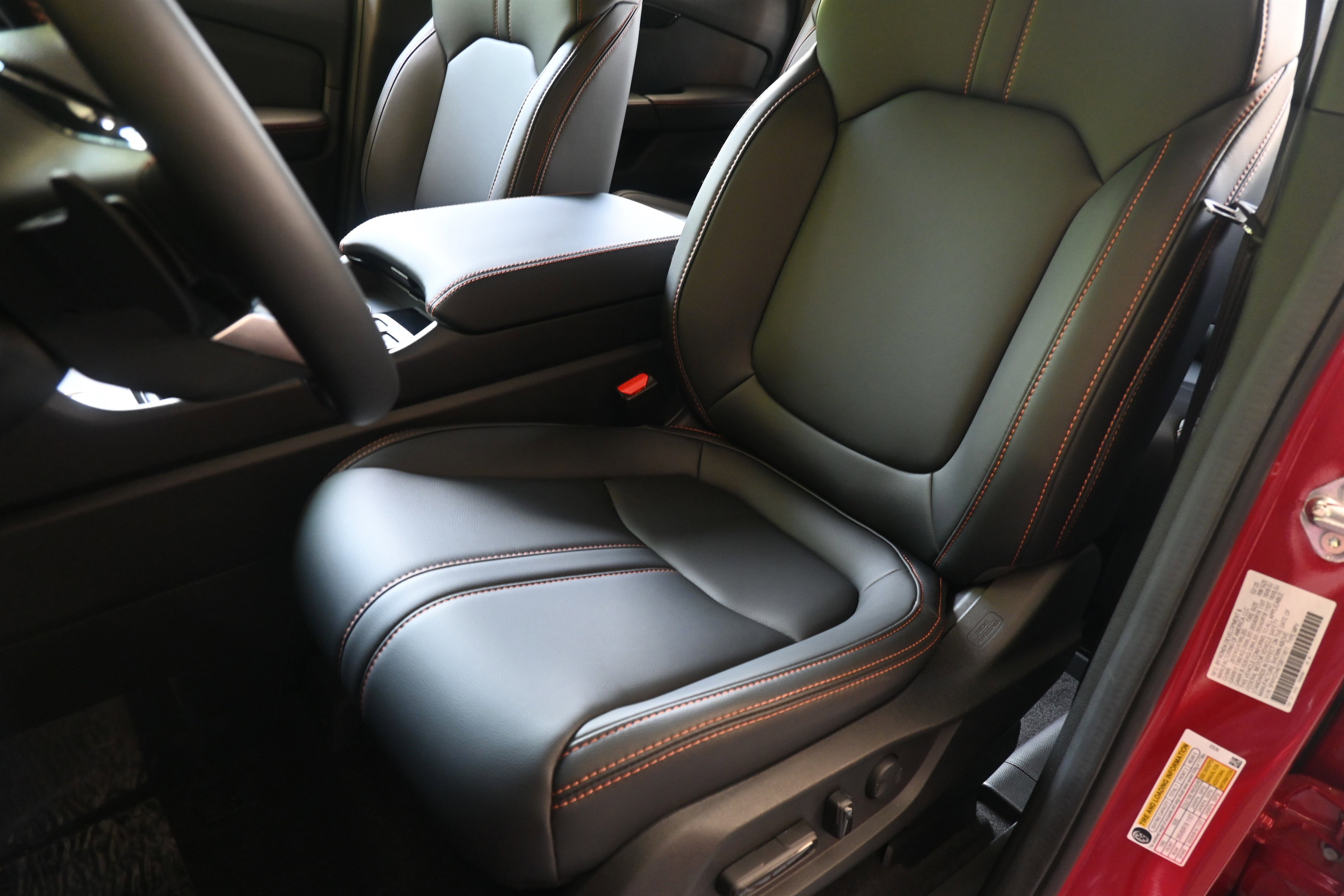 Used 2025 Honda Pilot TrailSport image 17