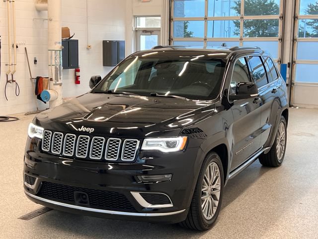Used 2018 Jeep Grand Cherokee Summit w/ Platinum Series Group AWD/4WD image 4