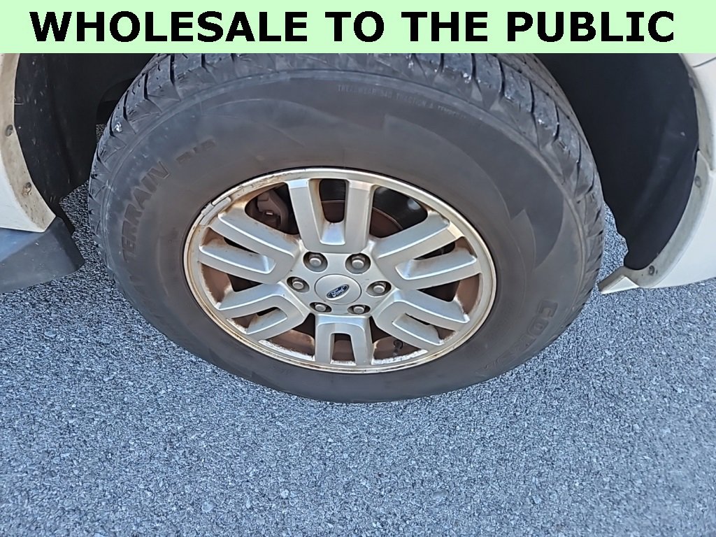 Used 2012 Ford Expedition XLT image 10