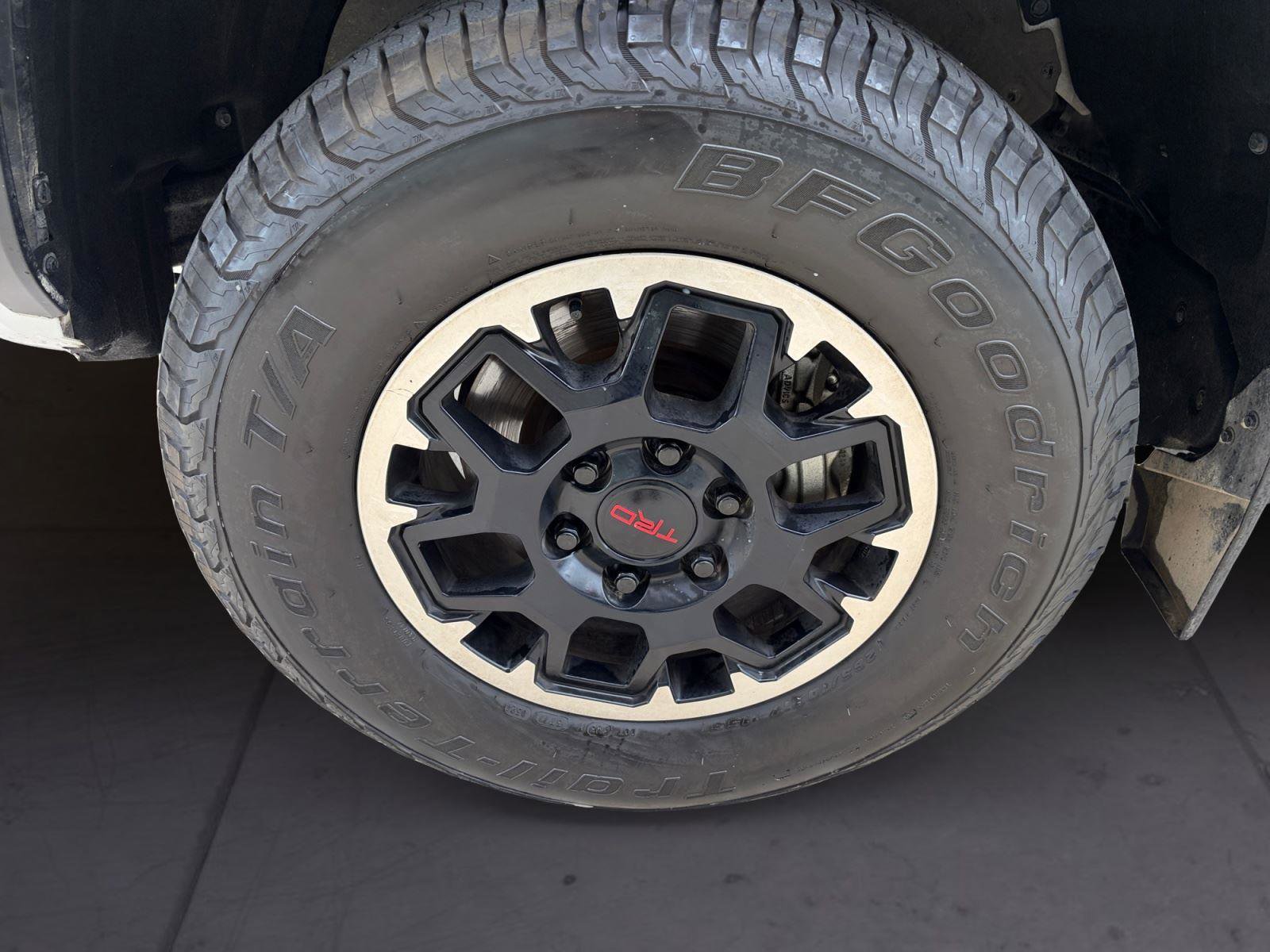 Used 2024 Toyota Tacoma TRD Off-Road w/ TRD Off Road Premium Package image 14