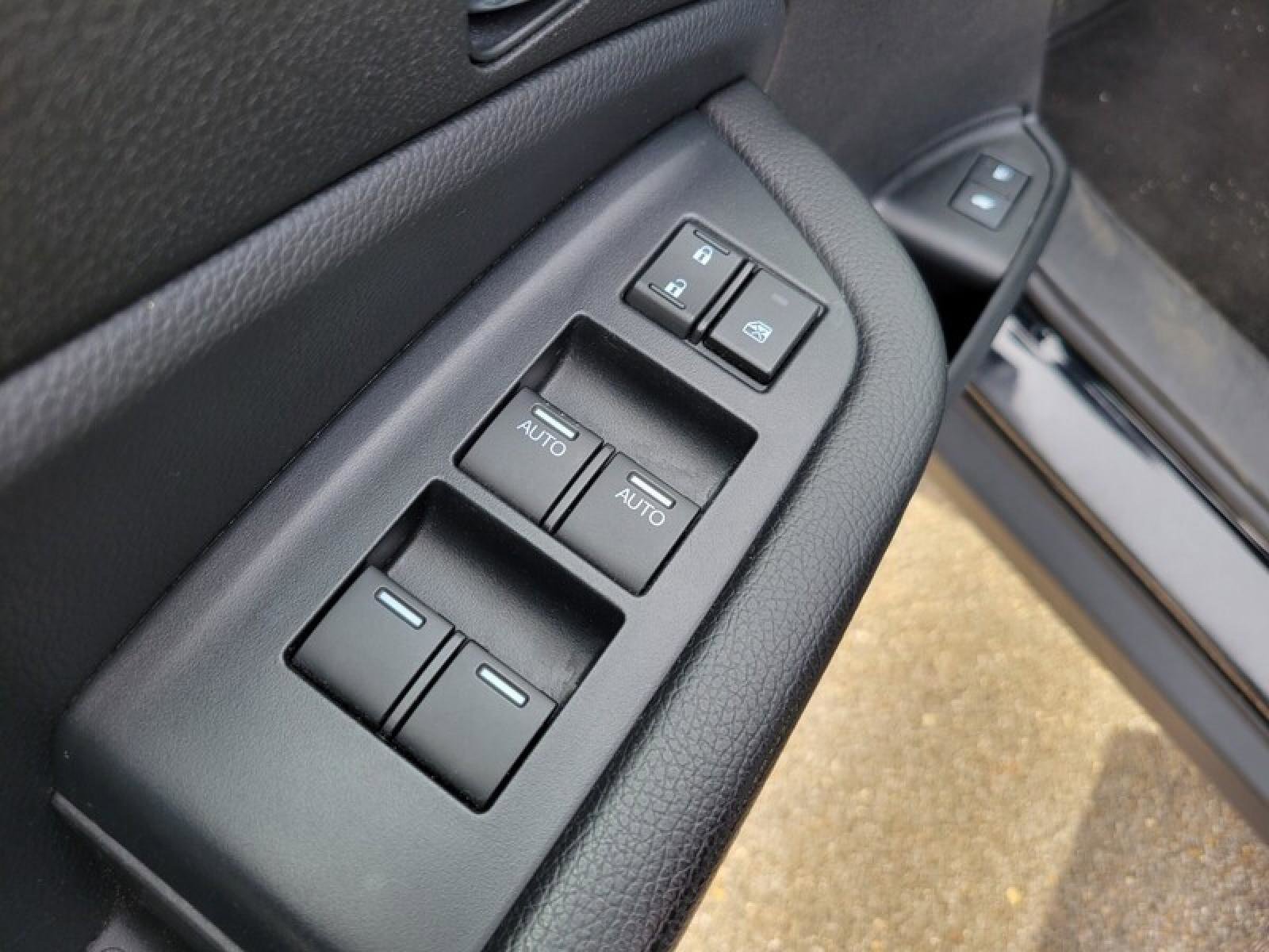 Used 2021 Honda Pilot Touring image 25