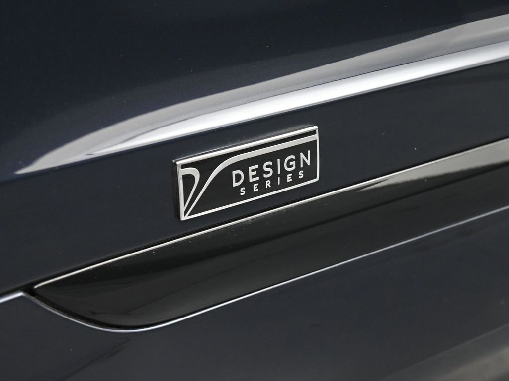 Certified 2020 Bentley Bentayga image 14