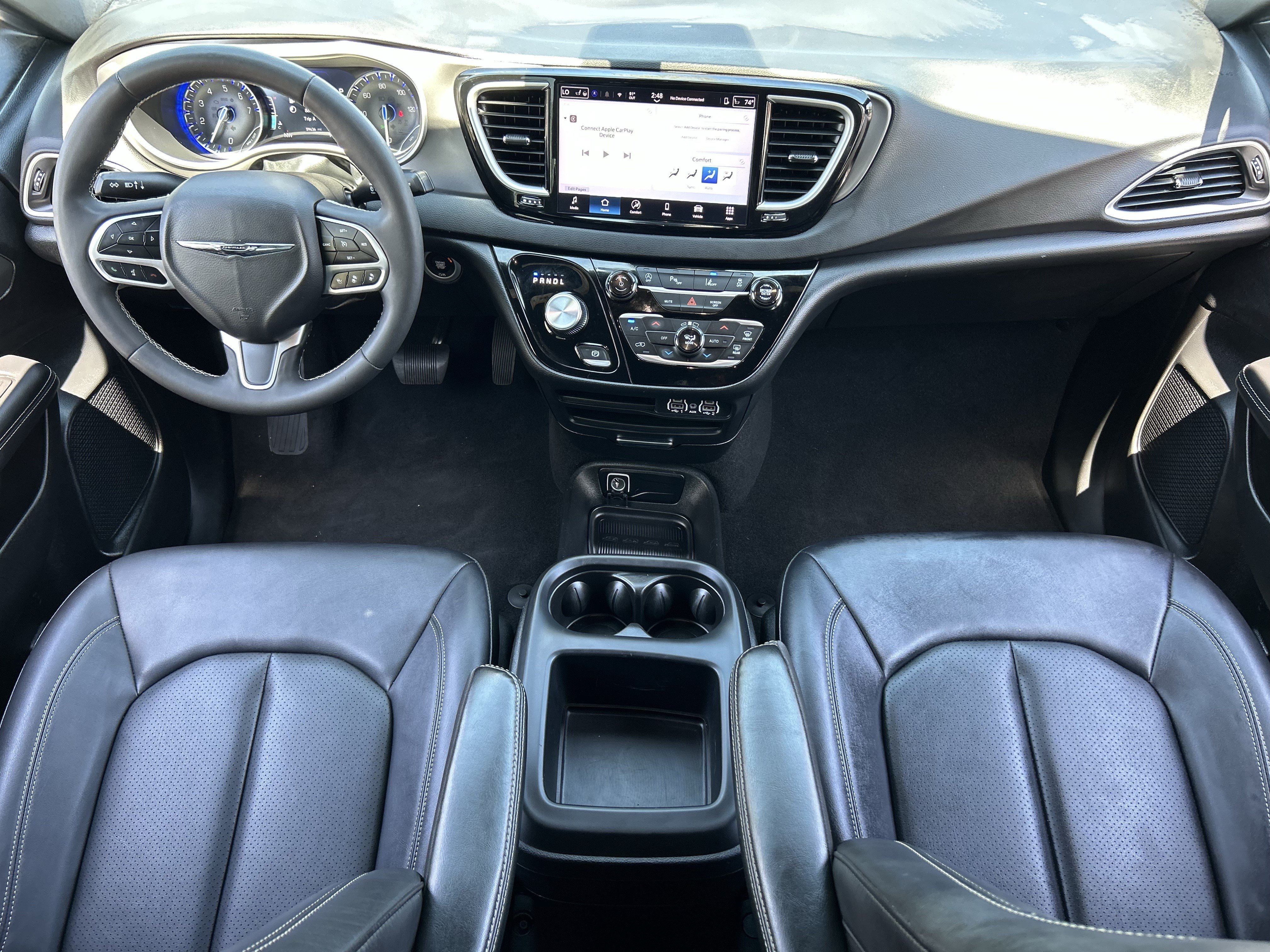 Used 2025 Chrysler Pacifica Select FWD image 14