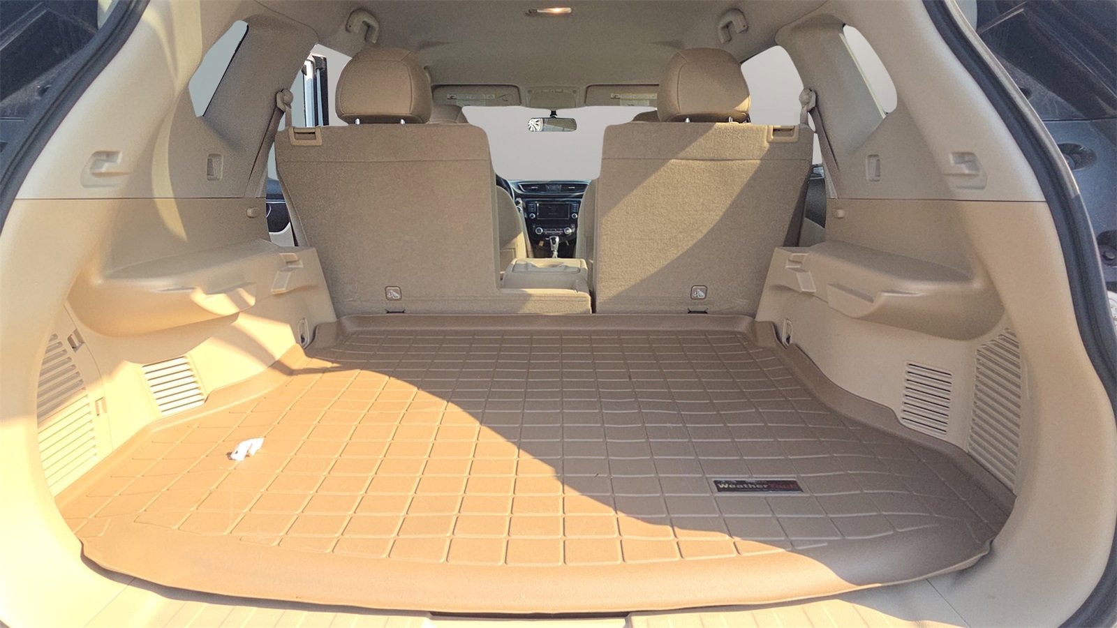 Used 2018 Nissan Rogue SV image 14