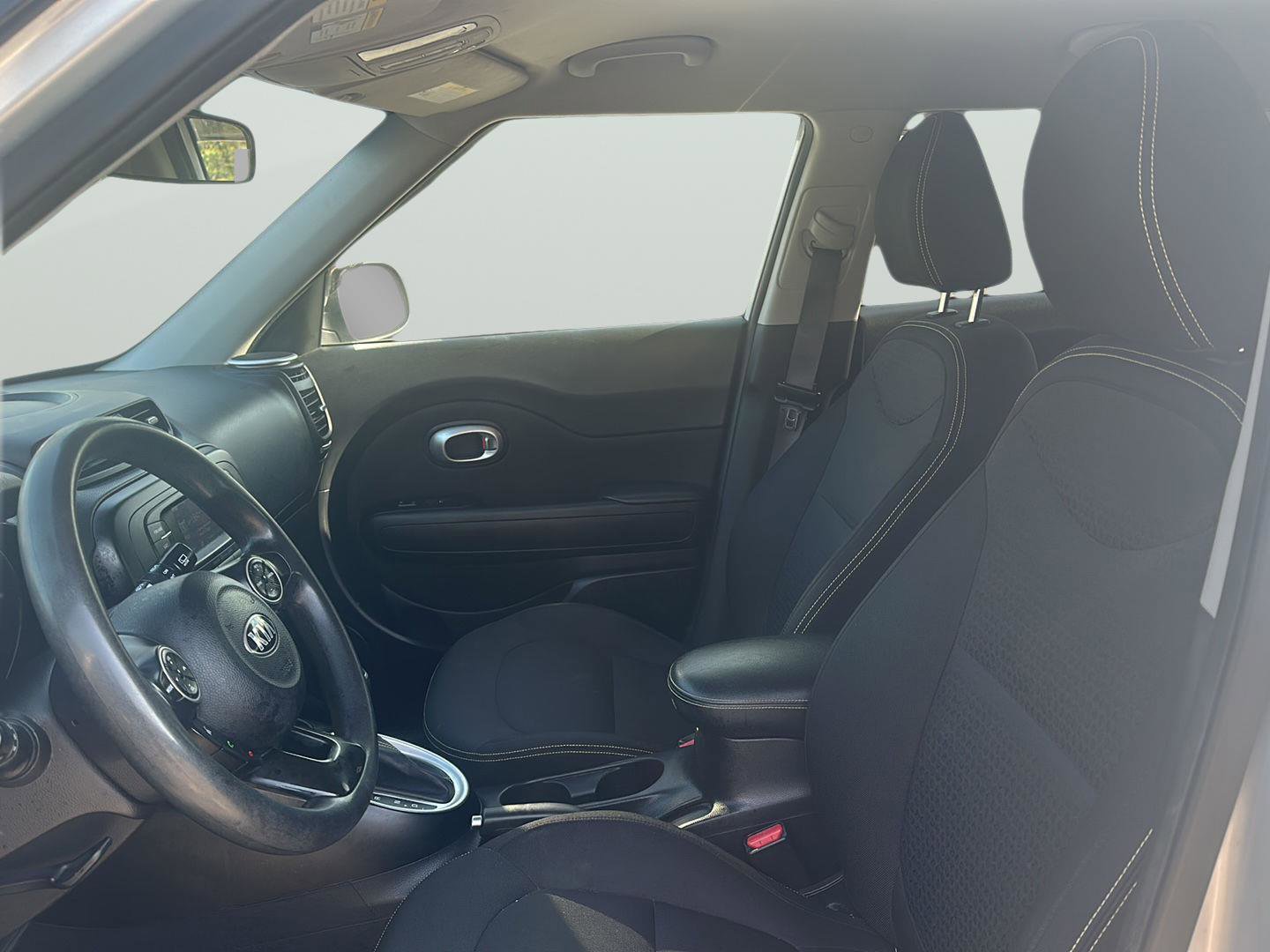 Used 2015 Kia Soul + image 15