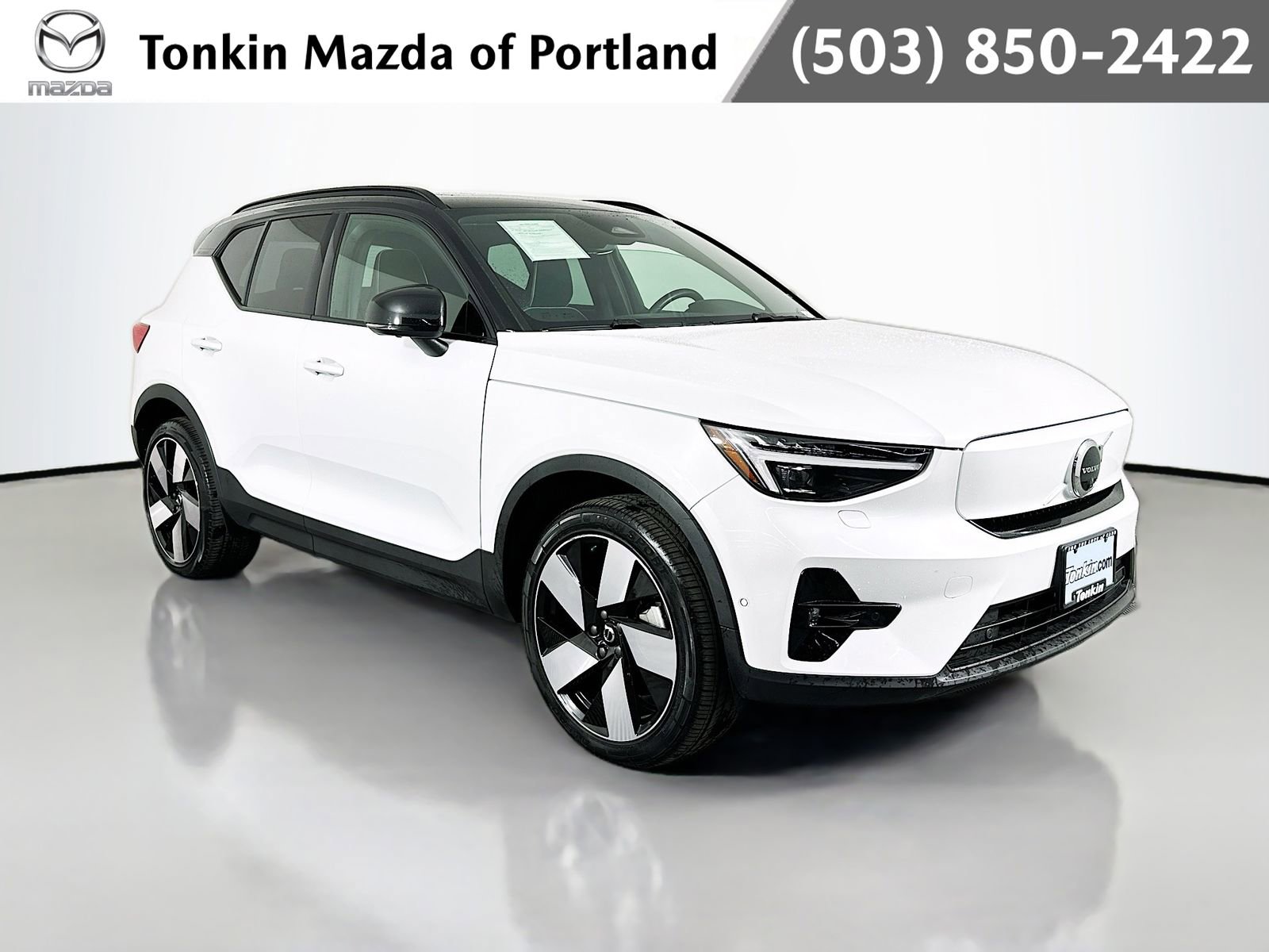 Used 2023 Volvo XC40 Recharge Ultimate w/ Protection Package Premier image 1