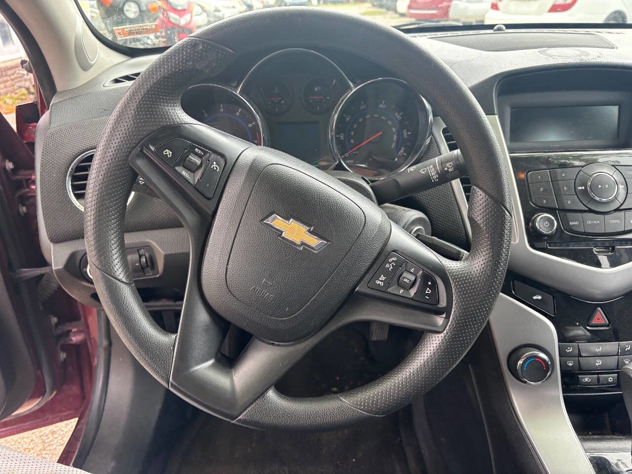 Used 2015 Chevrolet Cruze LT FWD image 15