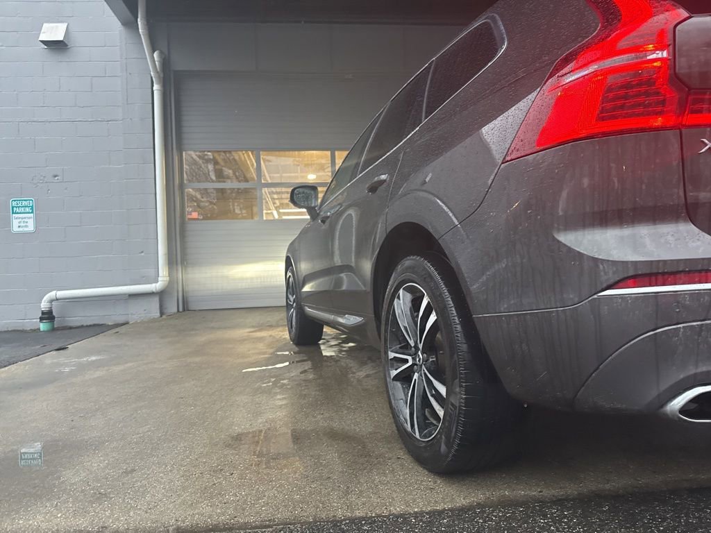 Used 2021 Volvo XC60 T8 Inscription Expression w/ Advanced Package AWD/4WD image 9