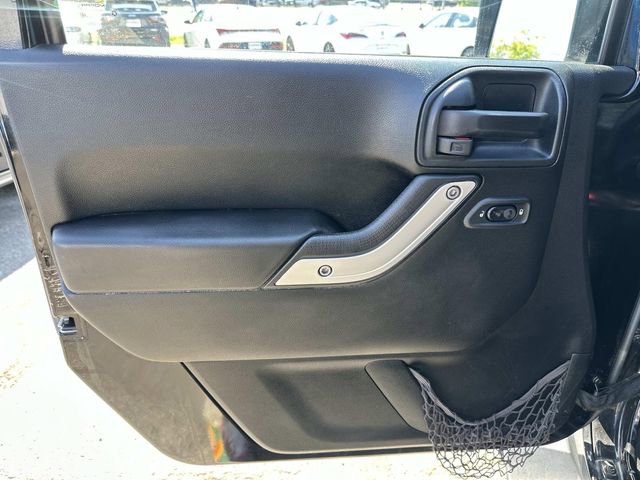 Certified 2017 Jeep Wrangler Unlimited Sahara w/ Connectivity Group image 20