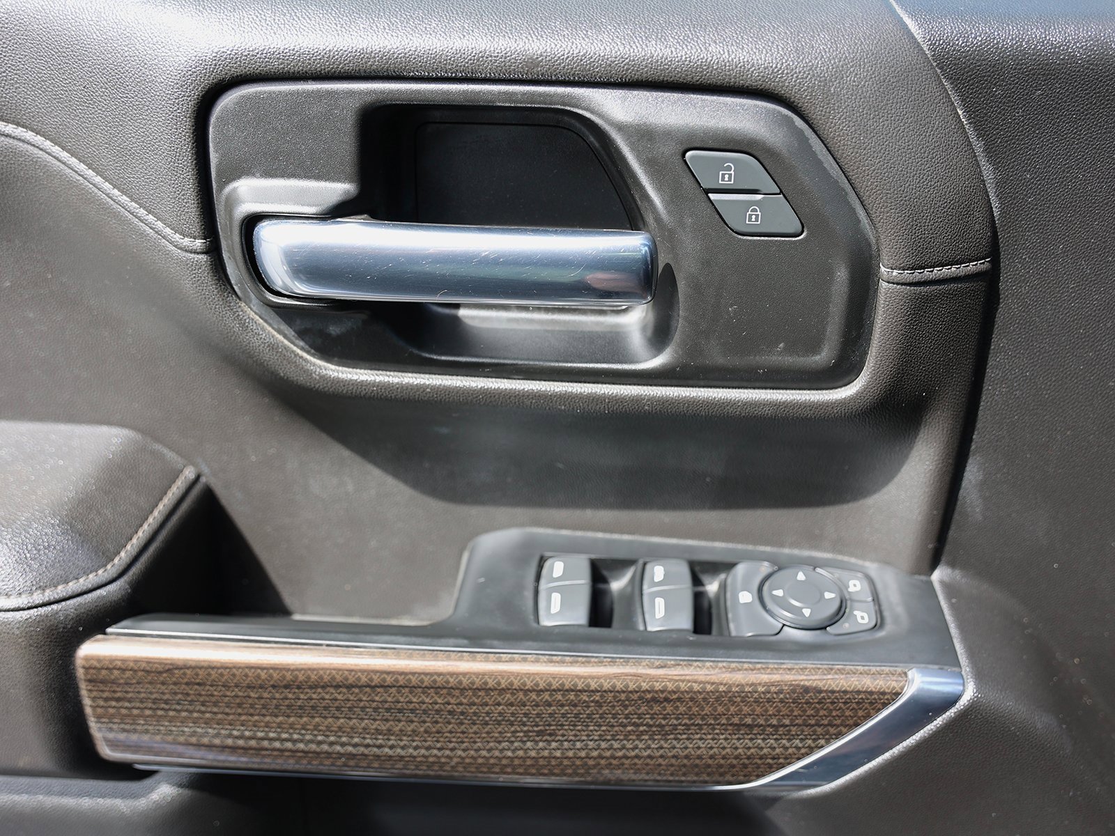 Used 2022 Chevrolet Silverado 1500 RST w/ Convenience Package II image 38