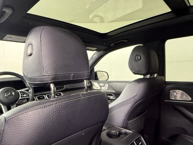 Used 2022 Mercedes-Benz GLS 450 4MATIC w/ AMG Line Exterior image 24