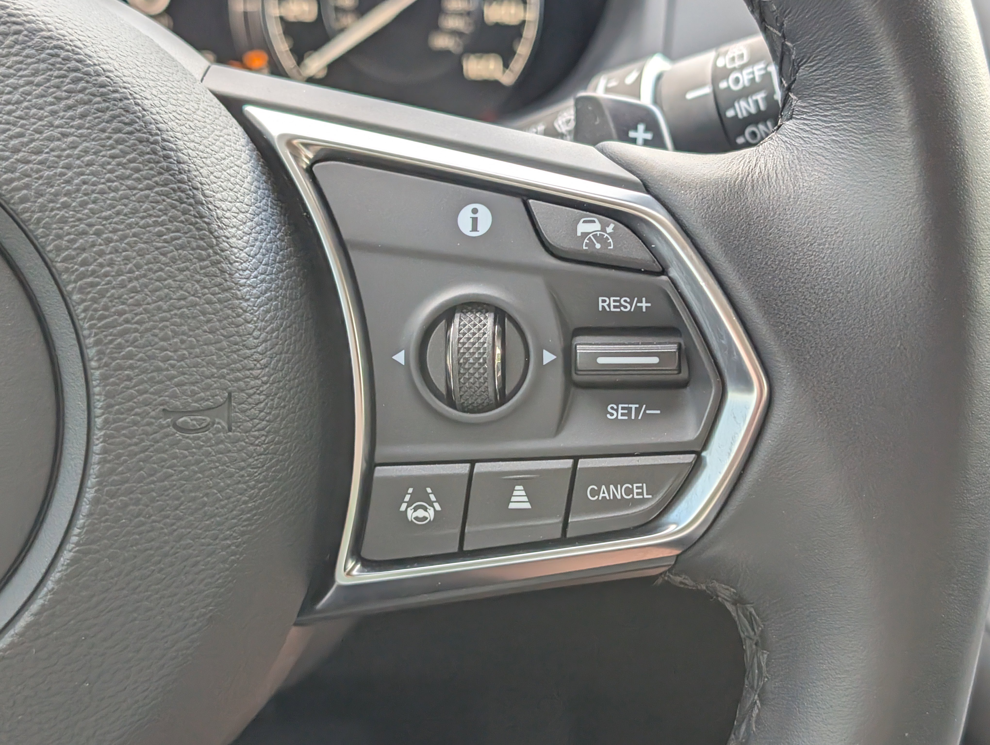 Certified 2024 Acura RDX SH-AWD image 16