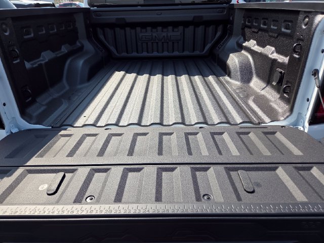 New 2026 GMC Canyon AT4 w/ AT4 Premium Package AWD/4WD image 18