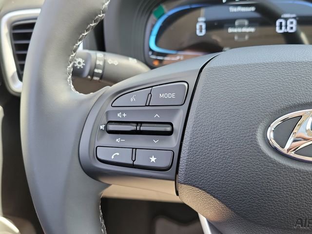 New 2026 Hyundai Venue SEL FWD image 7