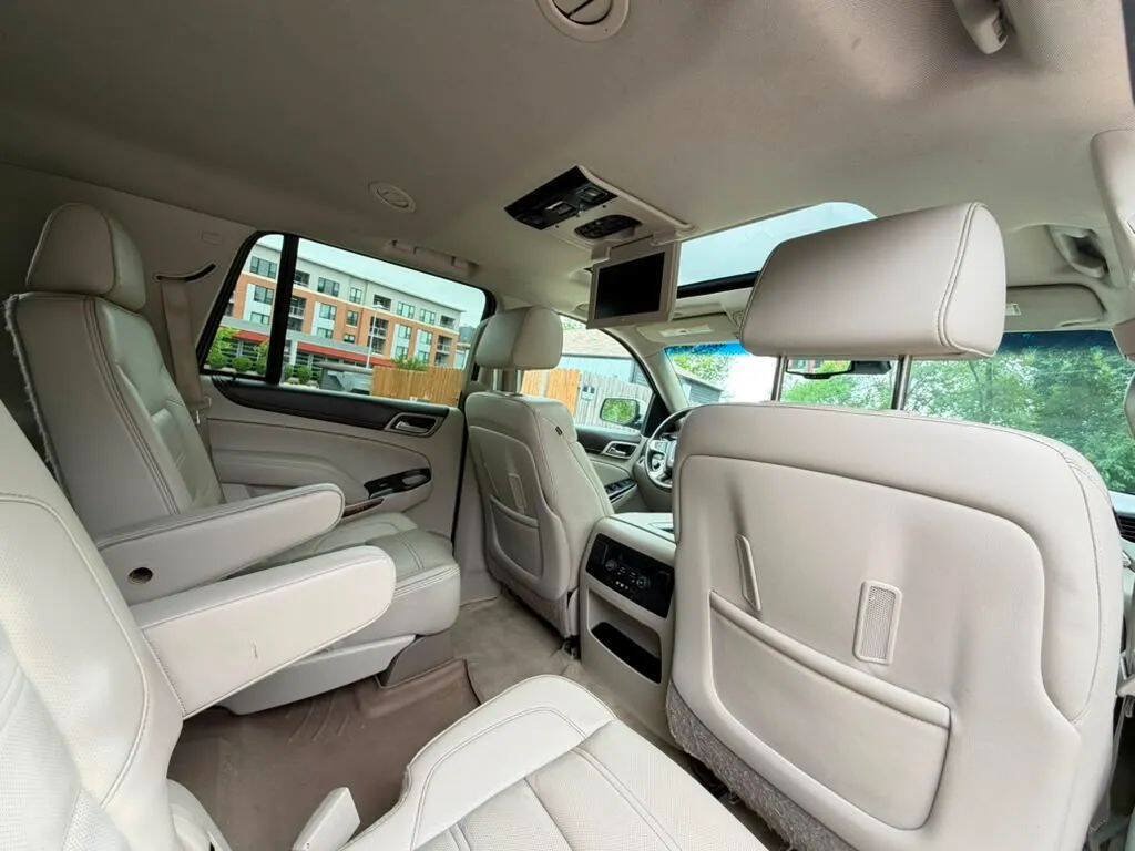 Used 2015 GMC Yukon Denali w/ Premium Package AWD/4WD image 9