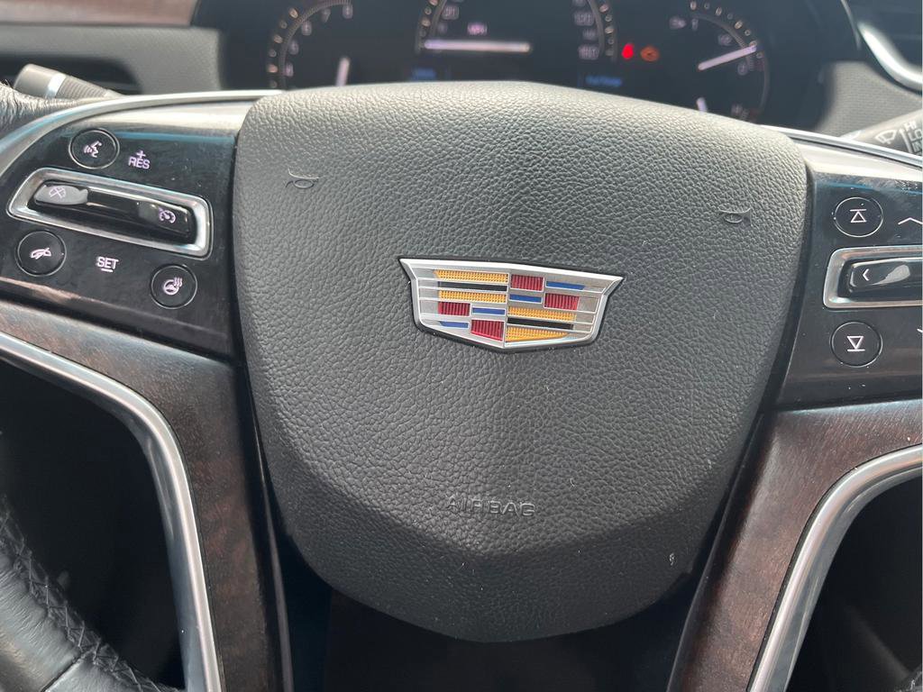 Used 2019 Cadillac XTS Luxury image 23