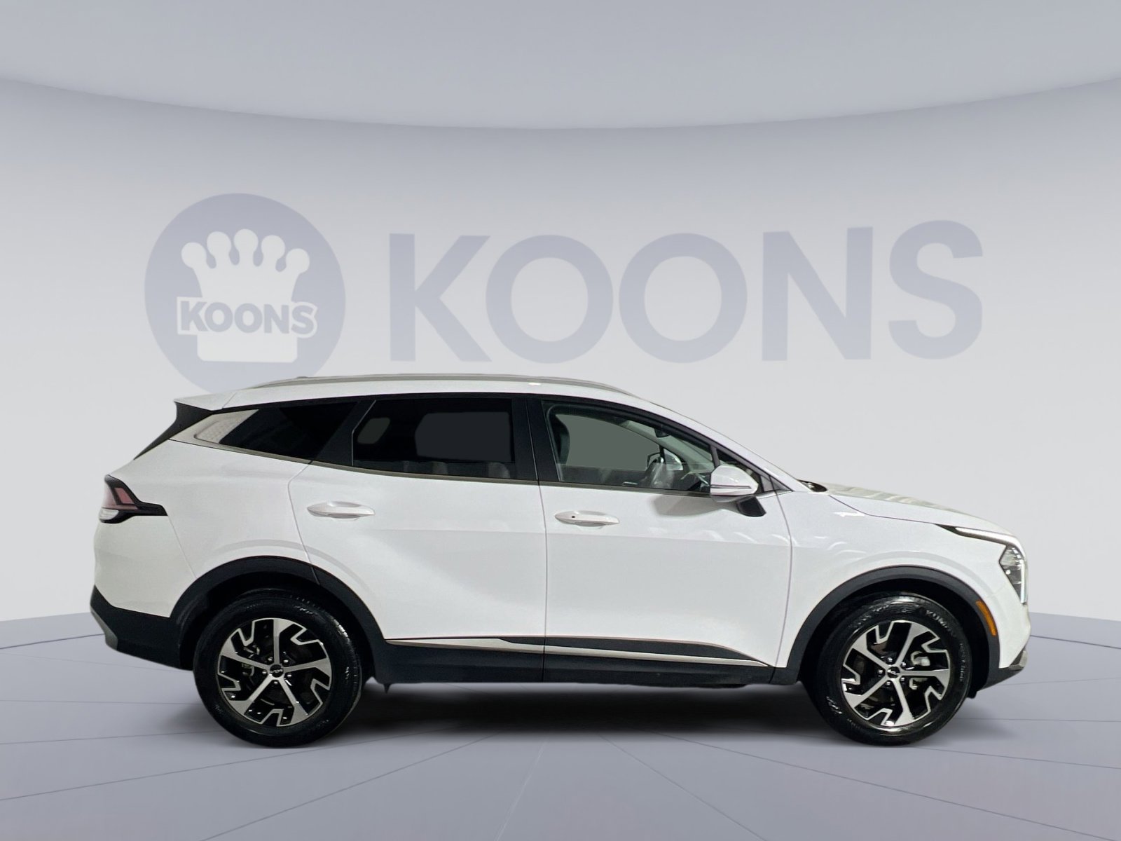 Used 2023 Kia Sportage EX image 8