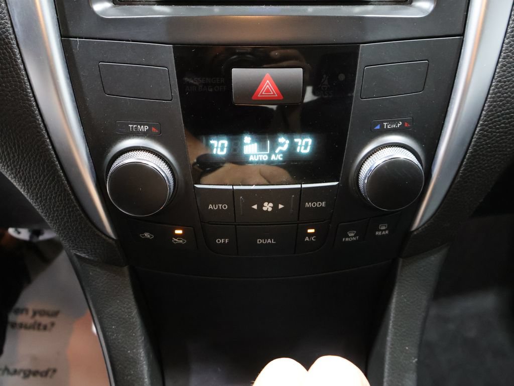 Used 2012 Suzuki Kizashi Sport GTS AWD/4WD image 25