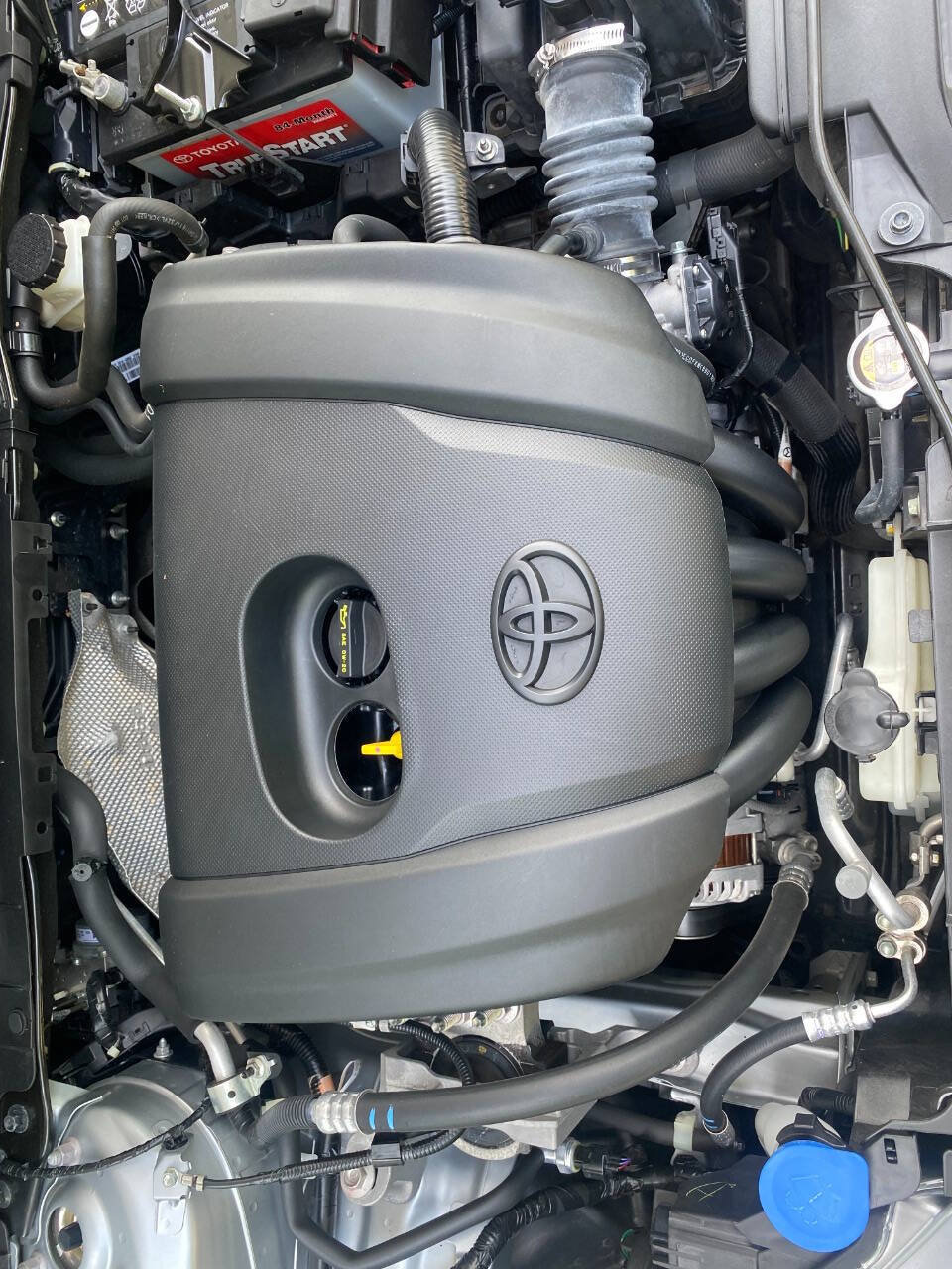 Used 2019 Toyota Yaris LE FWD image 46