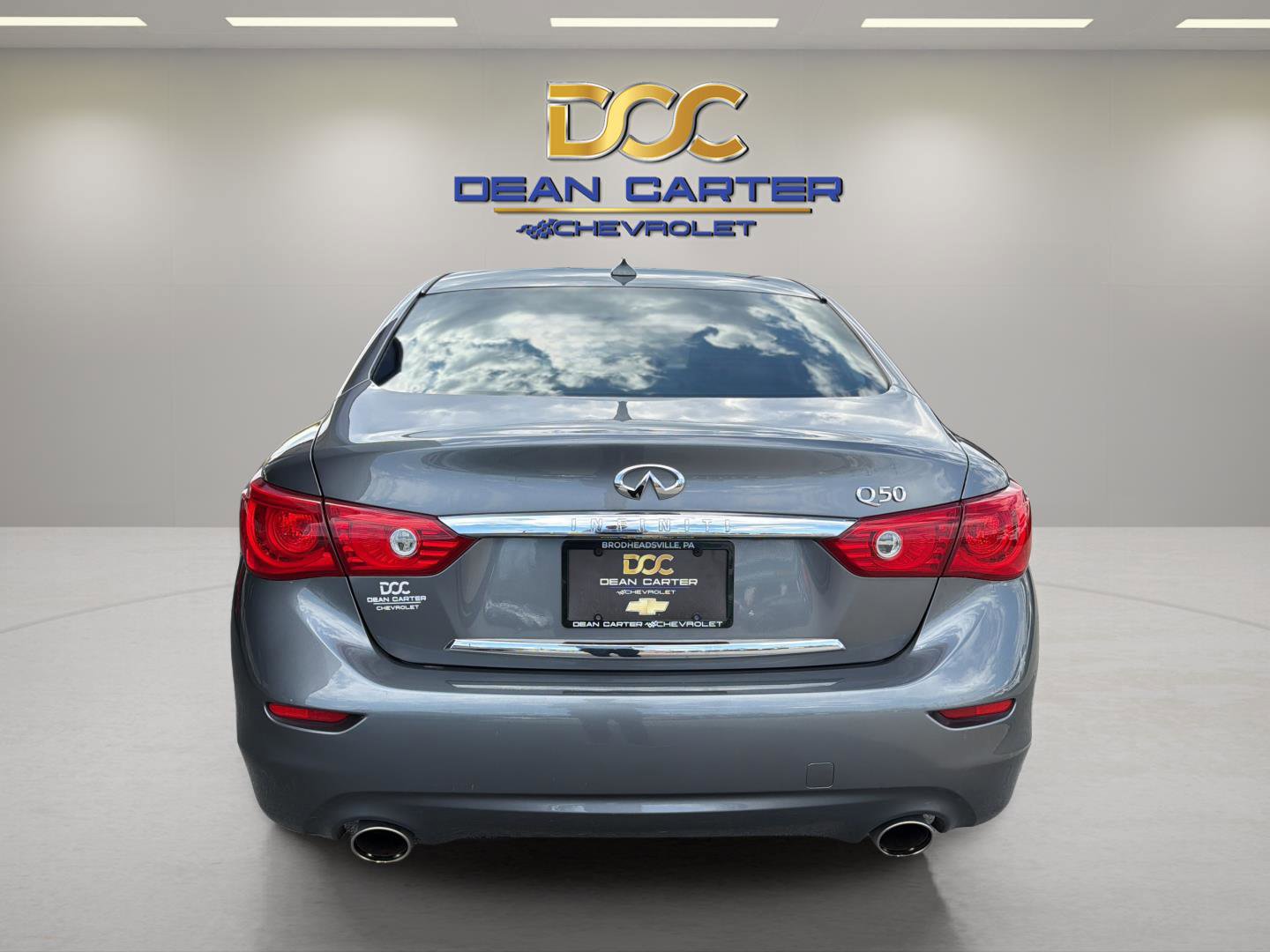Used 2015 INFINITI Q50 Premium w/ Navigation Package RWD image 4