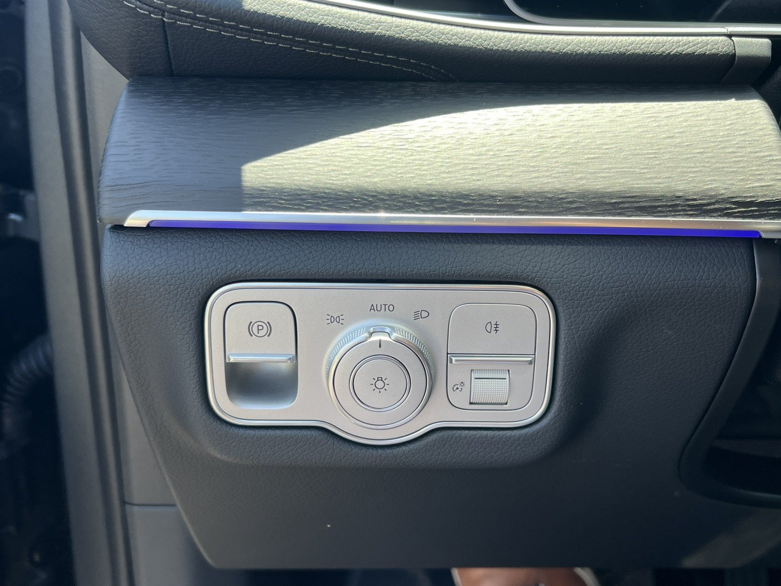New 2026 Mercedes-Benz GLE 450 4MATIC Coupe image 18