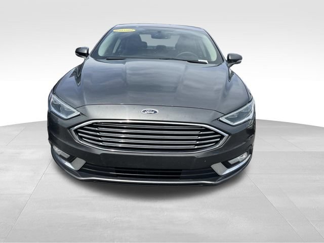 Used 2017 Ford Fusion SE w/ Fusion SE Technology Package FWD image 9