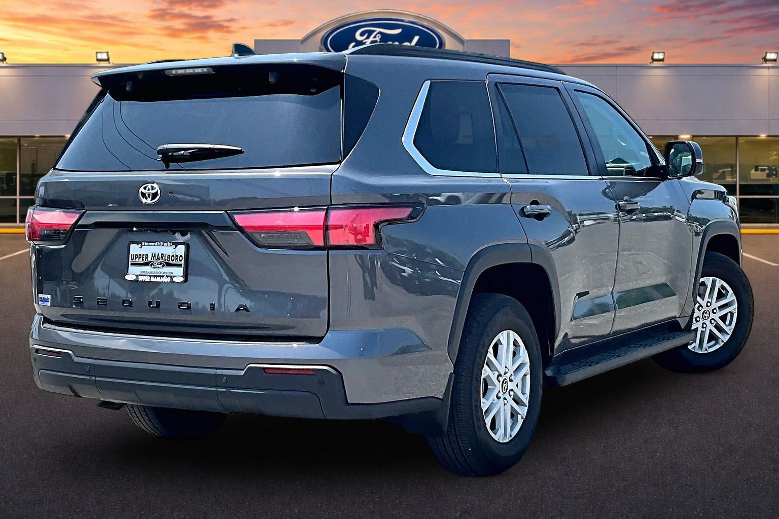 Used 2024 Toyota Sequoia SR5 w/ SR5 Premium Package AWD/4WD image 13