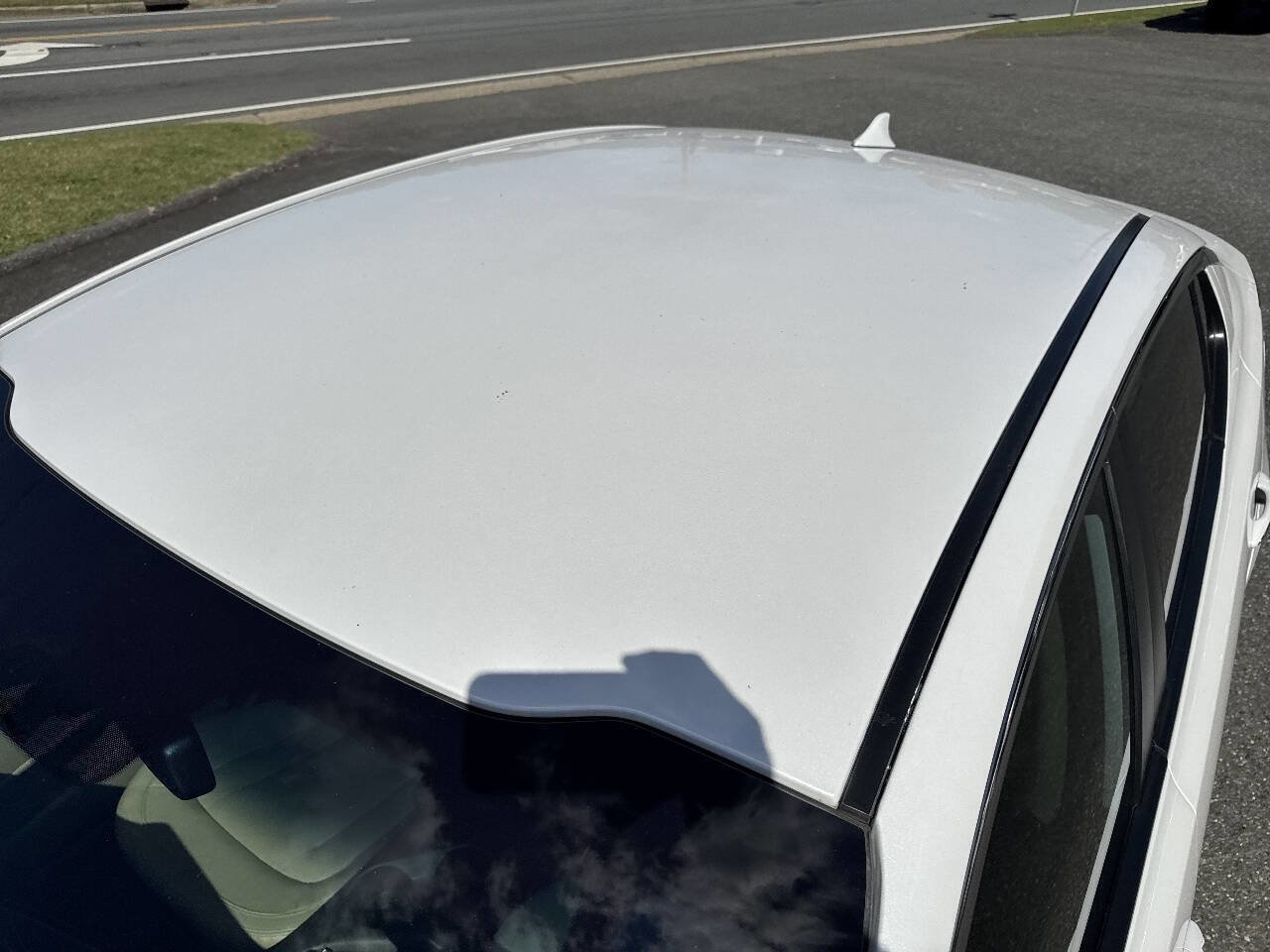 Used 2011 Kia Optima EX image 28