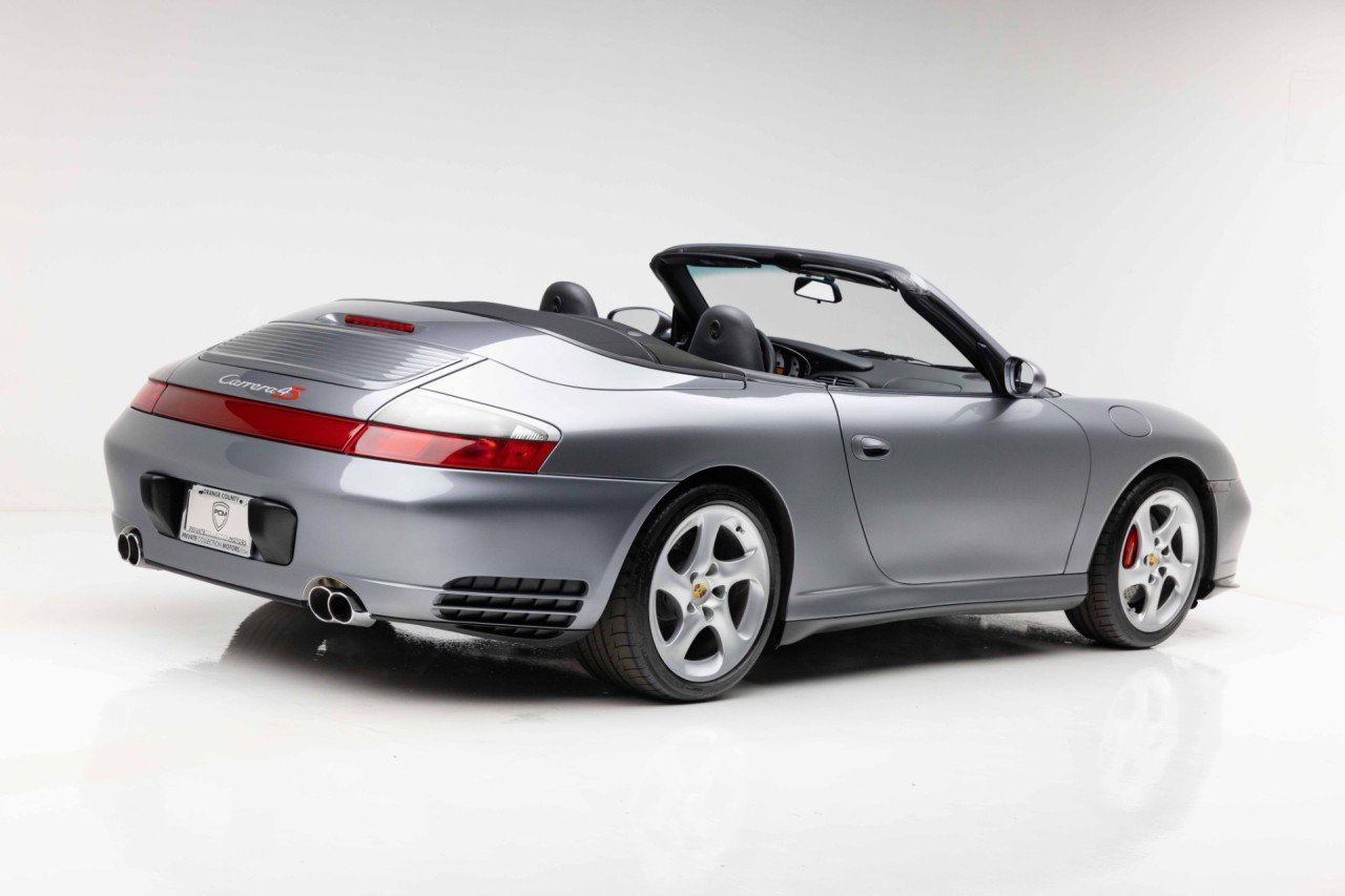 Used 2004 Porsche 911 Carrera 4 AWD/4WD image 11