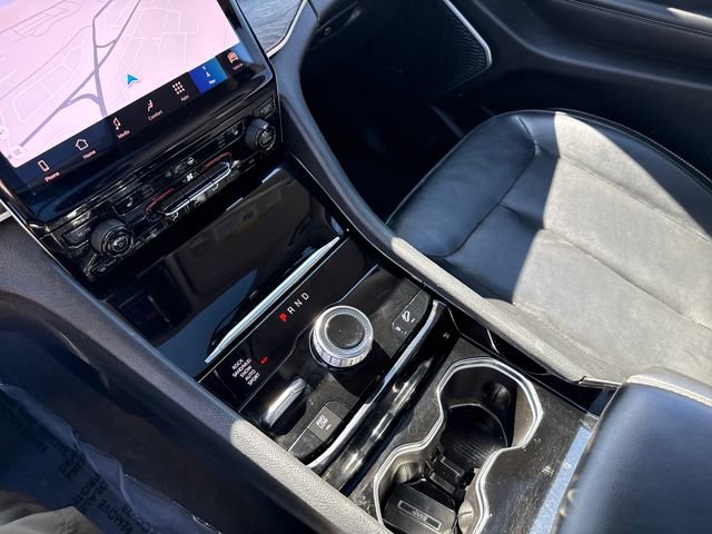 Used 2022 Jeep Grand Cherokee Limited 4xe image 31